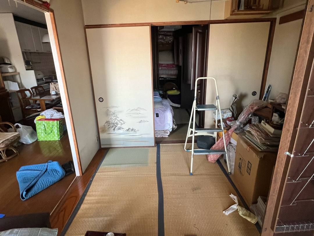 大阪府堺市北区 お仏壇を搬出したあとの片付いた和室（作業後）